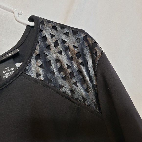 Catherines Black label 2X 22 24 Blouse Zip Back - Picture 2 of 6